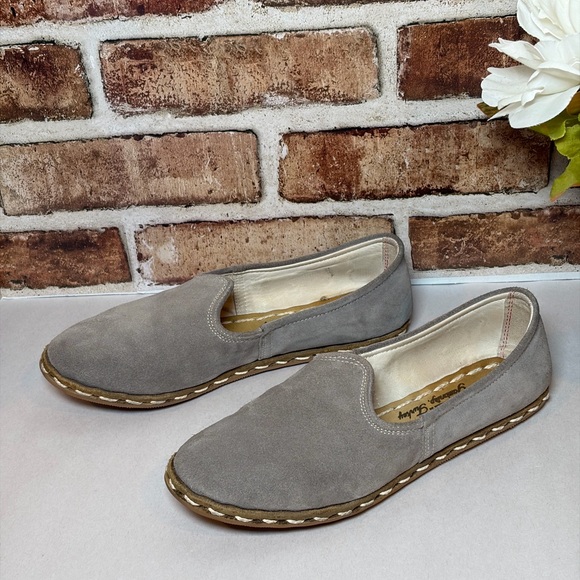 Sabah Ashmore Grey Suede Slip-On Flats Size W40/US 8.5 - Picture 2 of 8